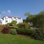 Seaview House 4*