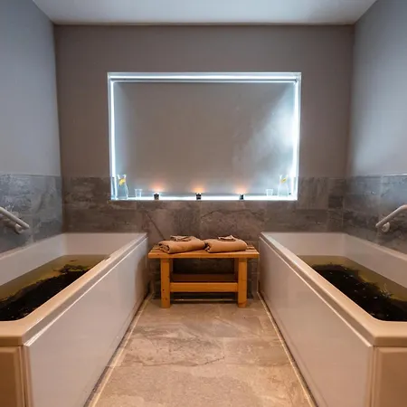 Hotel Seaview House 4*