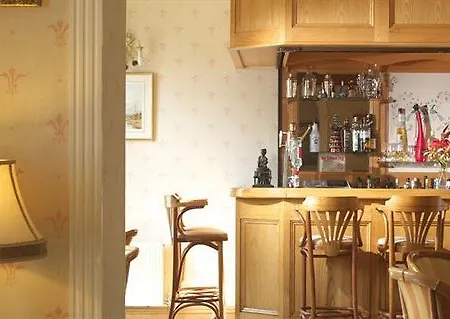 Seaview House Hotel