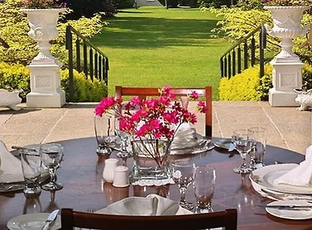 Отель Seaview House